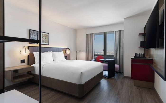 Renaissance New York Flushing Hotel at Tangram