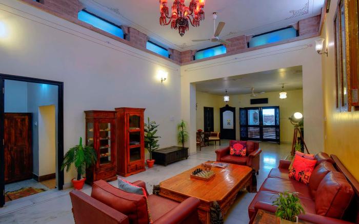Treehouse Raj Bagh, A Boutique Heritage Hotel
