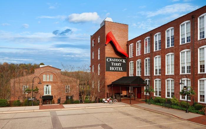 Craddock Terry Hotel, Lynchburg, a Tribute Portfolio Hotel