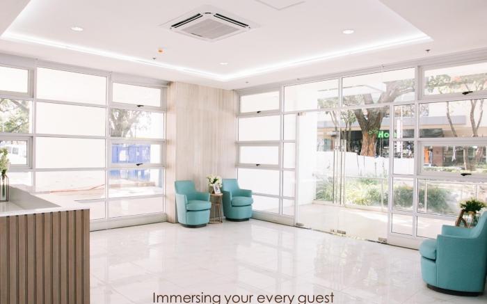Lovely 2- BR Condo (Fully Air-conditioned w/ Wifi)