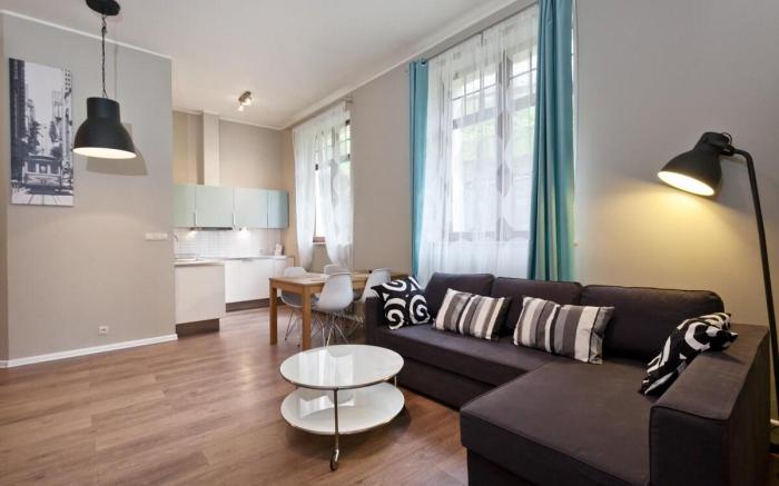 Apartament 14 z tarasem w Willi Józefina