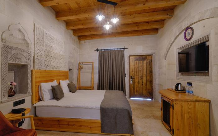 Concept Cave Suites