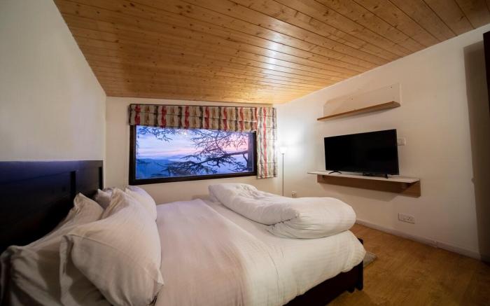 Duplex Suite- 3 BED ROOM 
