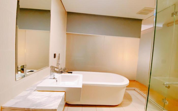 Straits Suite by C.Homestay - King Deluxe Bathtub