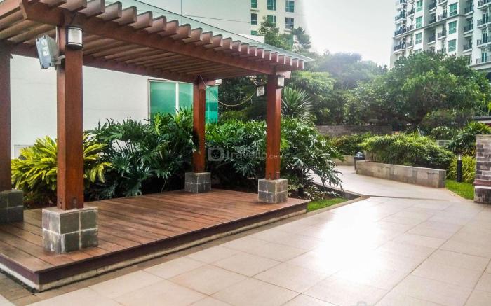 Great Location 1BR @ Woodland Park Apt By Travelio