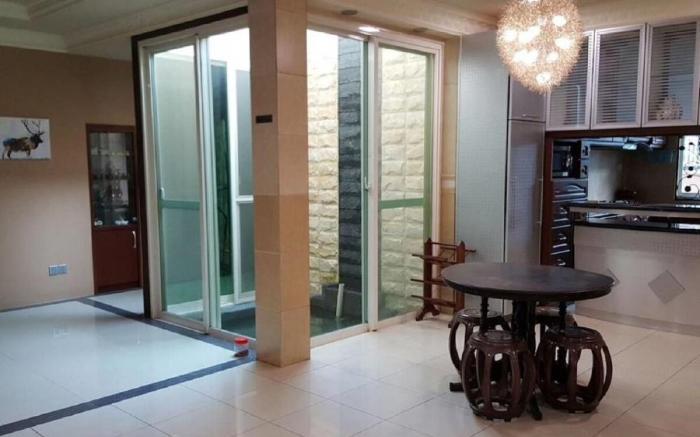 Seladah Stay G [Double Room with Shared Bathroom] 