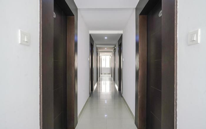 FabHotel Serenity - Nr AIG Hospital, Gachibowli