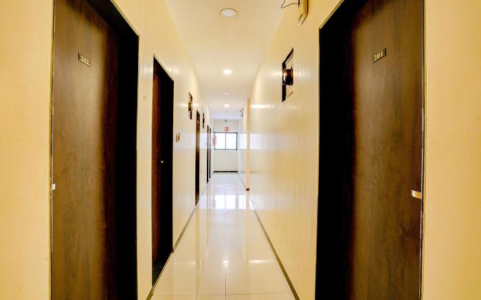 FabExpress Prakash Inn - Nr. Mumbai International Airport