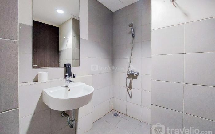 Elegant and Comfy Studio Bintaro Icon By Travelio