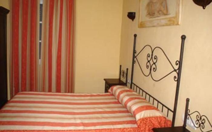 Hostal El Lirio