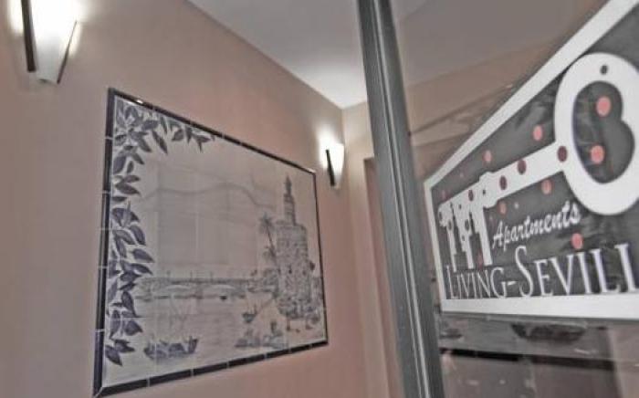 Apartamentos Living Sevilla Centro Maestranza