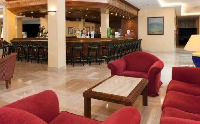 Hipotels Playa La Barrosa - Adults Only