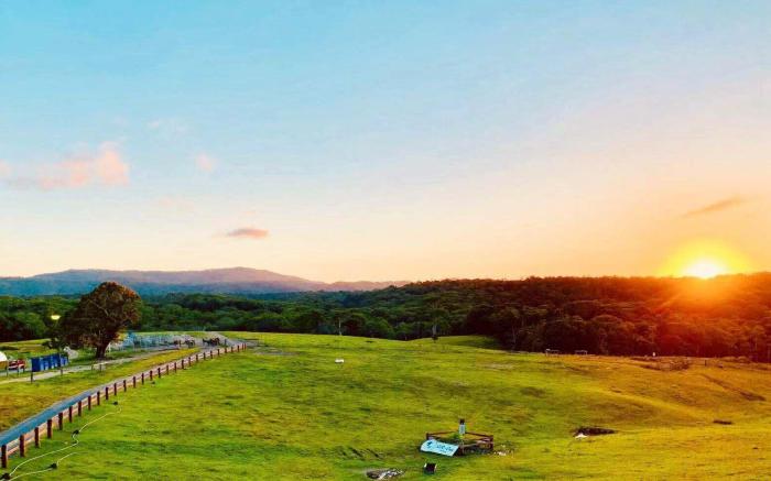 Kur- Cow Farm 35 minutes from Cairns CBD