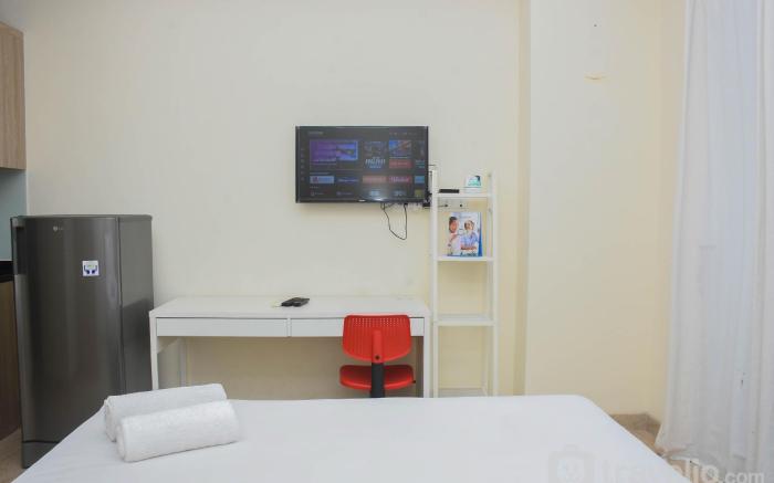 Great Deal & Cozy Studio Menteng Park By Travelio
