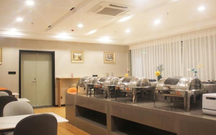 Green Tree Inn Qianshan Wanguo Road