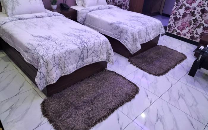 Zamzam Residency Guest House 
