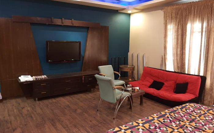 Zamzam Residency Guest House 