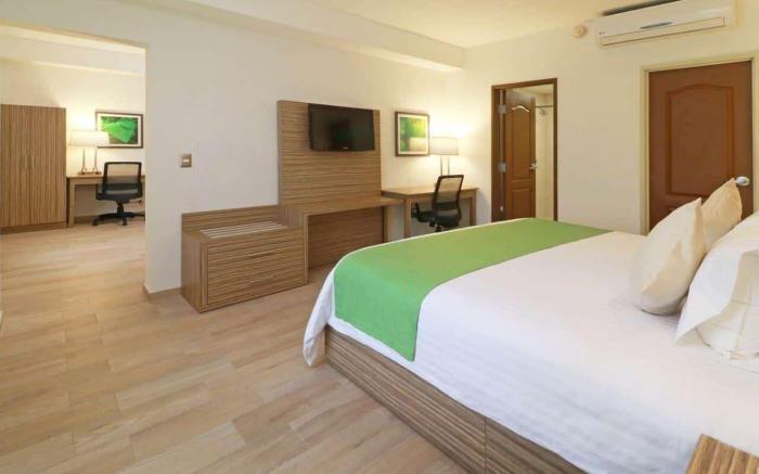 Wyndham Garden Monterrey Valle Real                