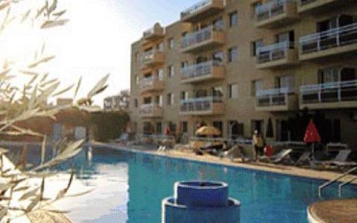 Sunquest Gardens Holiday Resort