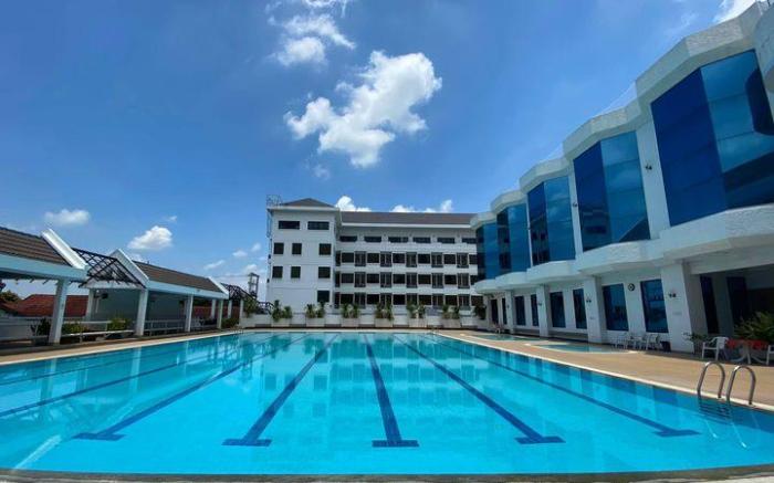Naraigrand Hotel