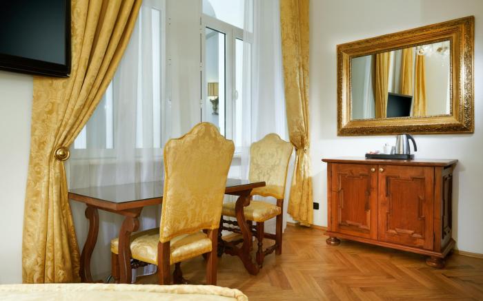 Charles Bridge Palace Hotel