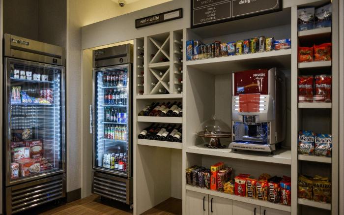 Hilton Garden Inn Louisville Mall of St. Matthews, KY