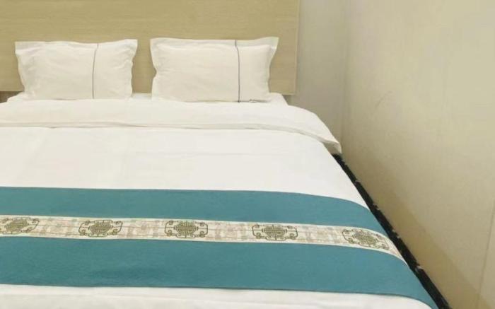 Shell Hotel Guangxi Wuzhou Changzhou District Jinhui Bus Station