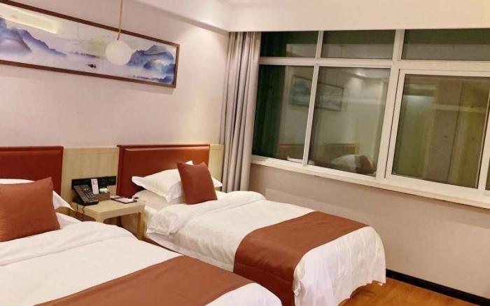 GELI Hotel Zaozhuang High-speed Rialway Station