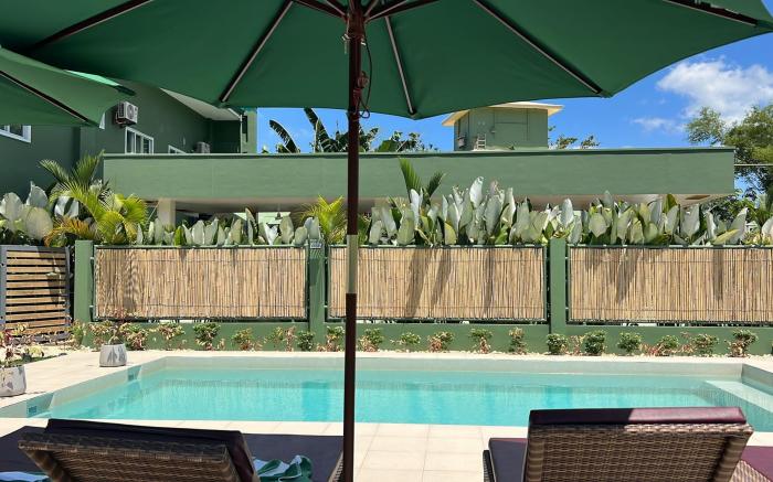 ROYAL SUITES