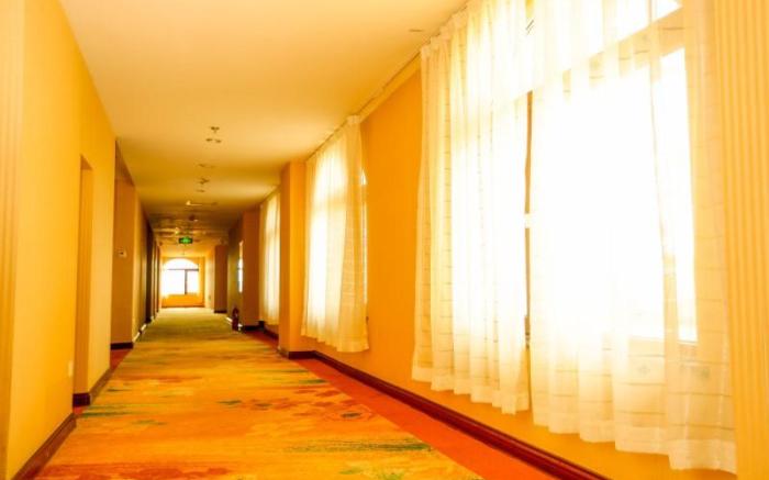 GreenTree Inn Qingdao Wuyishan Road Jiashike Shopping Center