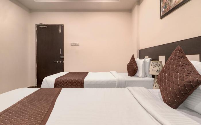 HOTEL ROYAL PALM