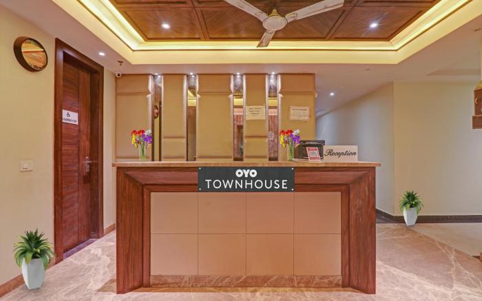 Townhouse Hotel Spotlight
