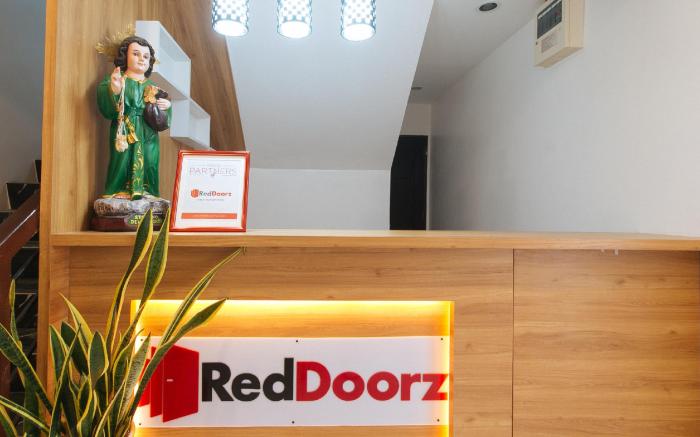 RedDoorz near UST Sampaloc Manila