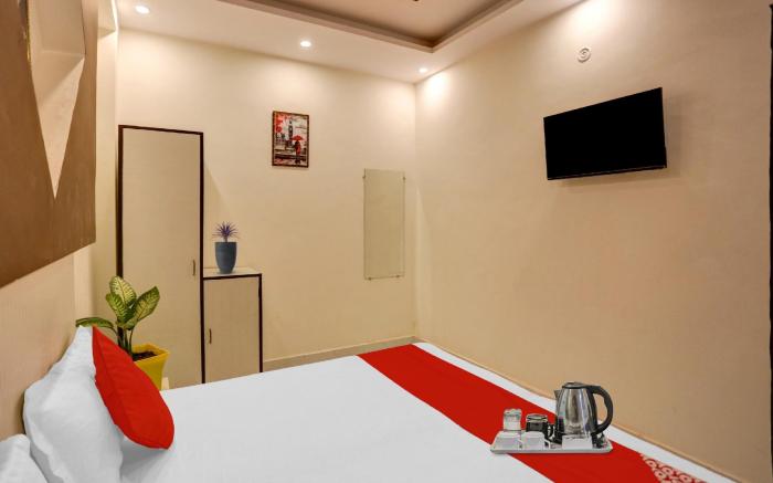 Hotel O Luxury Inn