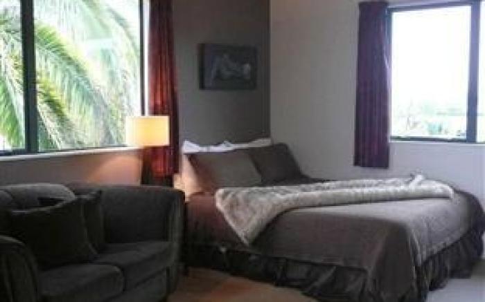 Blenheim Palms Motel
