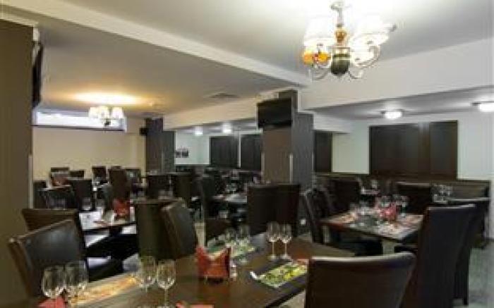 West Plaza Hotel