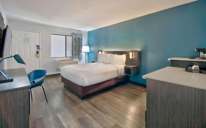 Studio 6  Suites Lawndale, CA – South Bay