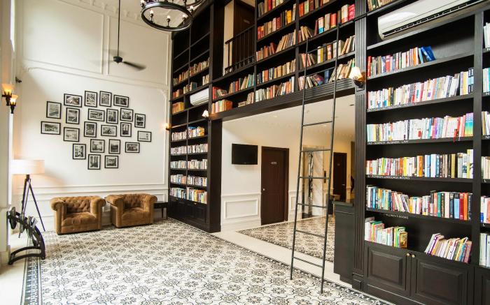 The Alcove Library Hotel