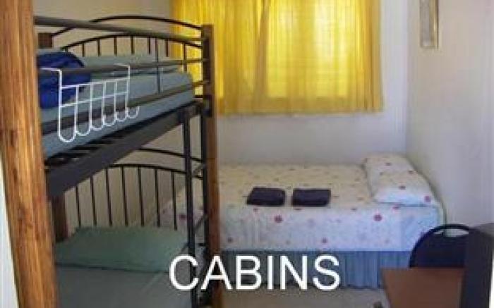 Camellia Court Family Motel