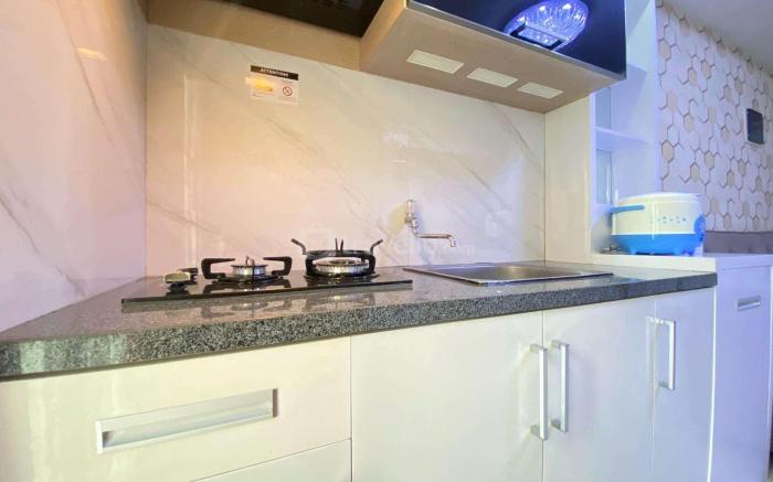 Artsy 2BR Apt at Parahyangan Residence By Travelio