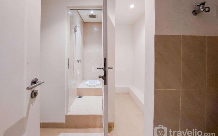 Nice 2BR Extra Room at Branz BSD City By Travelio