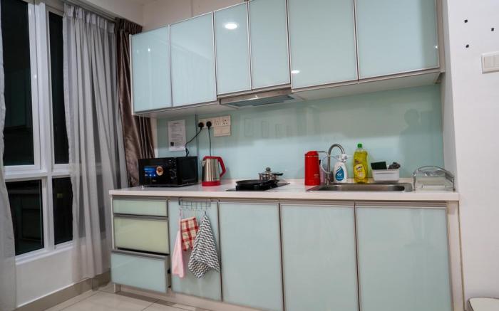 Mansion @GeorgeTown city & Gurney seaview 2B1bath