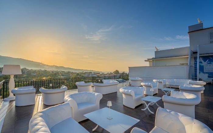 Majestic Palace Hotel