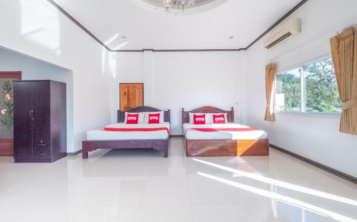 OYO 918 Kachapol Hotel