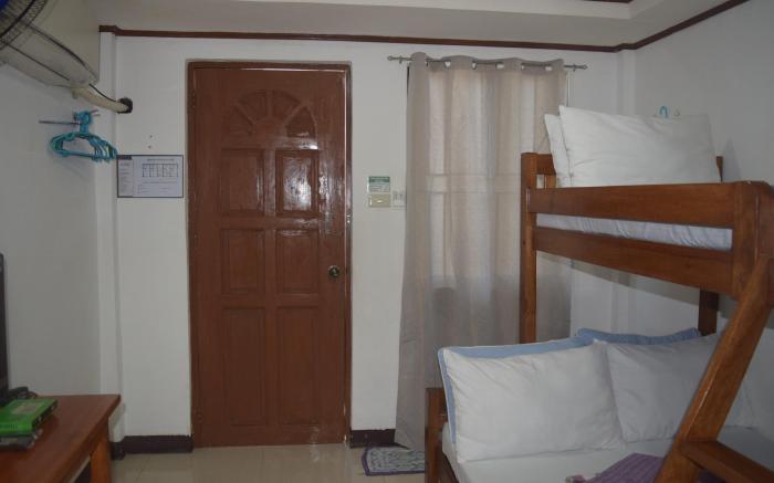 Sealor Pension House
