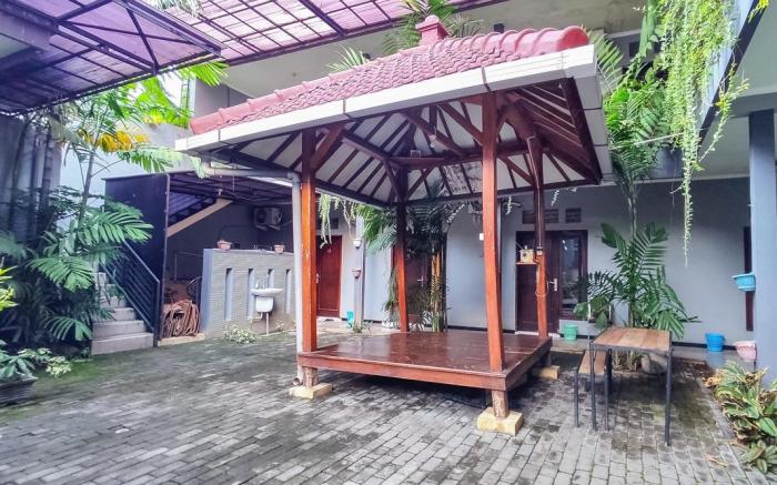 Kartini Guest House near Alun Alun Probolinggo