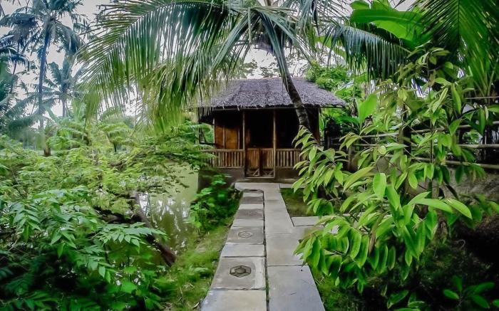 Baleku Bamboo Retreat