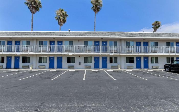 Motel 6 Pleasanton, CA