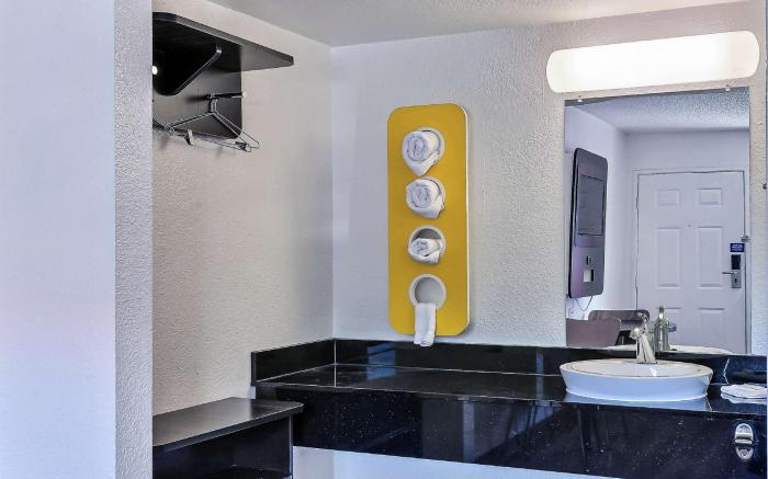 Motel 6 Pleasanton, CA