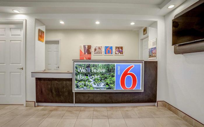 Motel 6 Marysville, CA